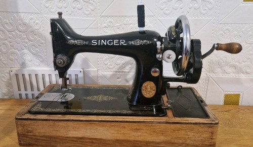 Singer sewing machine - singer,