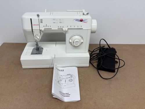 Singer sewing machine - sewing, model