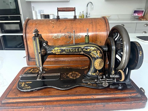 Singer vintage mechanical - singer,