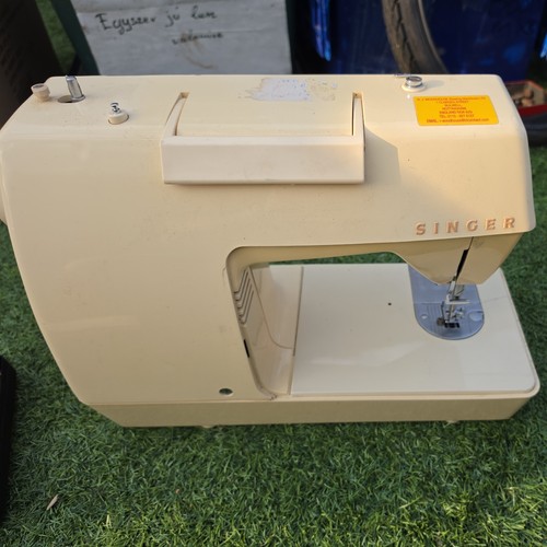 Vintage singer starlet 354 - singer,