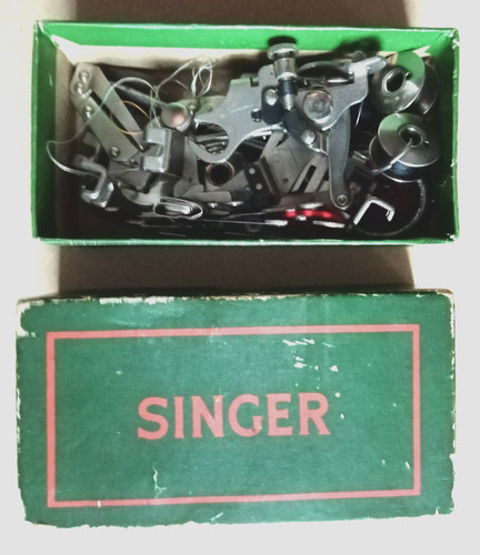 Singer sewing machine - singer,