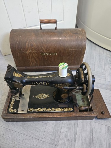 Singer sewing machine 1925 - singer,