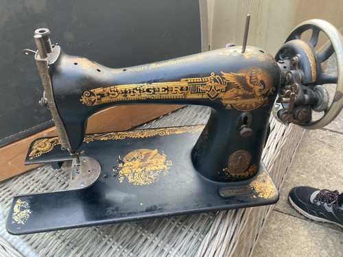 Vintage singer sewing machine - sewing,