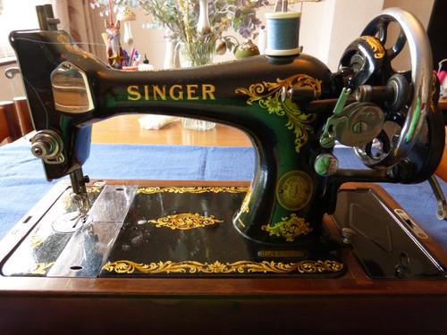 Vintage singer sewing machine - sewing,