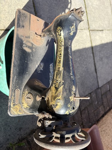 Vintage singer sewing machine - vintage,