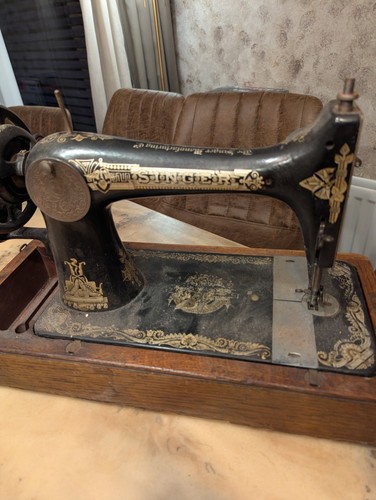 Vintage singer sewing machine - singer,
