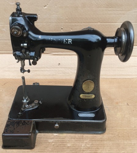Singer 91k5 post bed - singer, glove