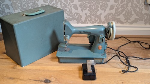 Vintage singer 274 mini - singer, sewing