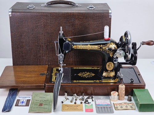 Beautiful 1940 singer 28k - 1940,