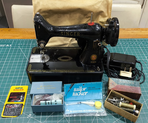 Singer sewing machine - singer,