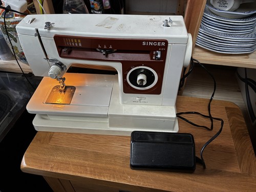 Singer 6104 sewing machine - 6104,